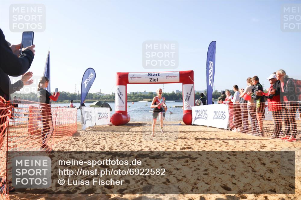 01.09.2024 - 17. Tribühne Triathlon Luisa Fischer http://msf.ph/oto/6922582 01.09.2024 09:31:20 Schwimmen 58, 77, 87, 97, 129 meine-sportfotos.de