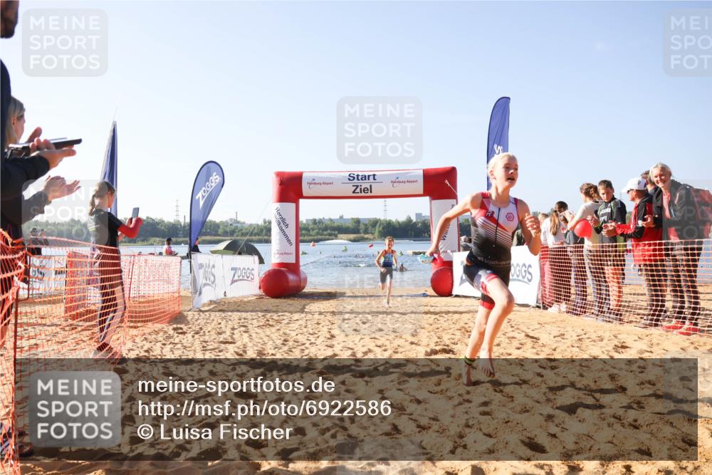 01.09.2024 - 17. Tribühne Triathlon Luisa Fischer http://msf.ph/oto/6922586 01.09.2024 09:31:21 Schwimmen 58, 77, 87, 97, 129 meine-sportfotos.de