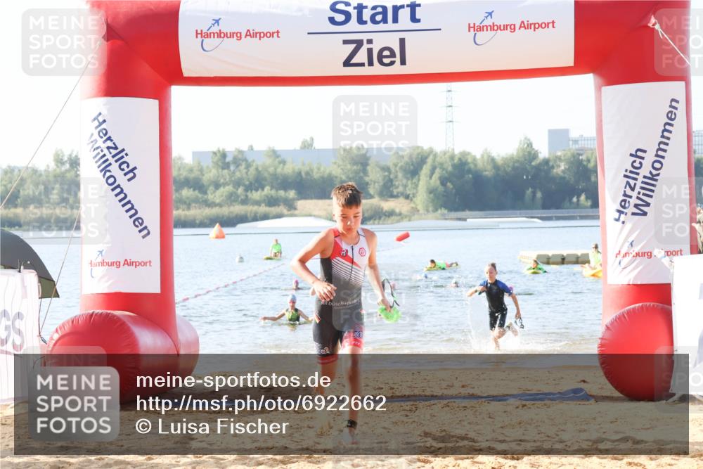 01.09.2024 - 17. Tribühne Triathlon Luisa Fischer http://msf.ph/oto/6922662 01.09.2024 09:31:46 Schwimmen 91, 116, 121 meine-sportfotos.de