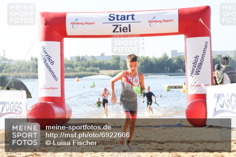 01.09.2024 - 17. Tribühne Triathlon Luisa Fischer http://msf.ph/oto/6922666 01.09.2024 09:31:47 Schwimmen 91, 116, 121 meine-sportfotos.de