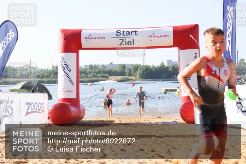 01.09.2024 - 17. Tribühne Triathlon Luisa Fischer http://msf.ph/oto/6922672 01.09.2024 09:31:48 Schwimmen 91, 116, 121 meine-sportfotos.de