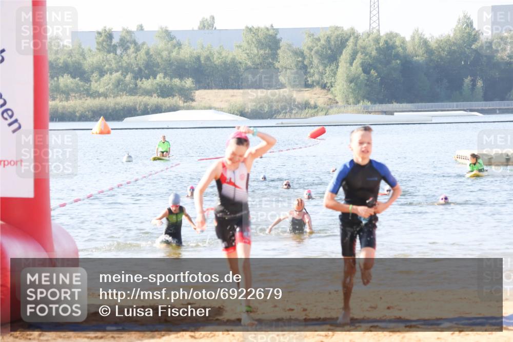 01.09.2024 - 17. Tribühne Triathlon Luisa Fischer http://msf.ph/oto/6922679 01.09.2024 09:31:49 Schwimmen 91, 102, 116, 121 meine-sportfotos.de