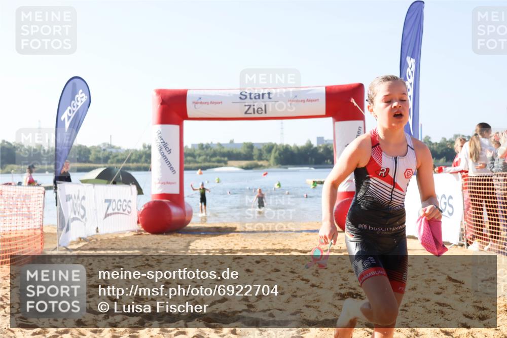 01.09.2024 - 17. Tribühne Triathlon Luisa Fischer http://msf.ph/oto/6922704 01.09.2024 09:31:53 Schwimmen 91, 102, 116, 121, 123 meine-sportfotos.de