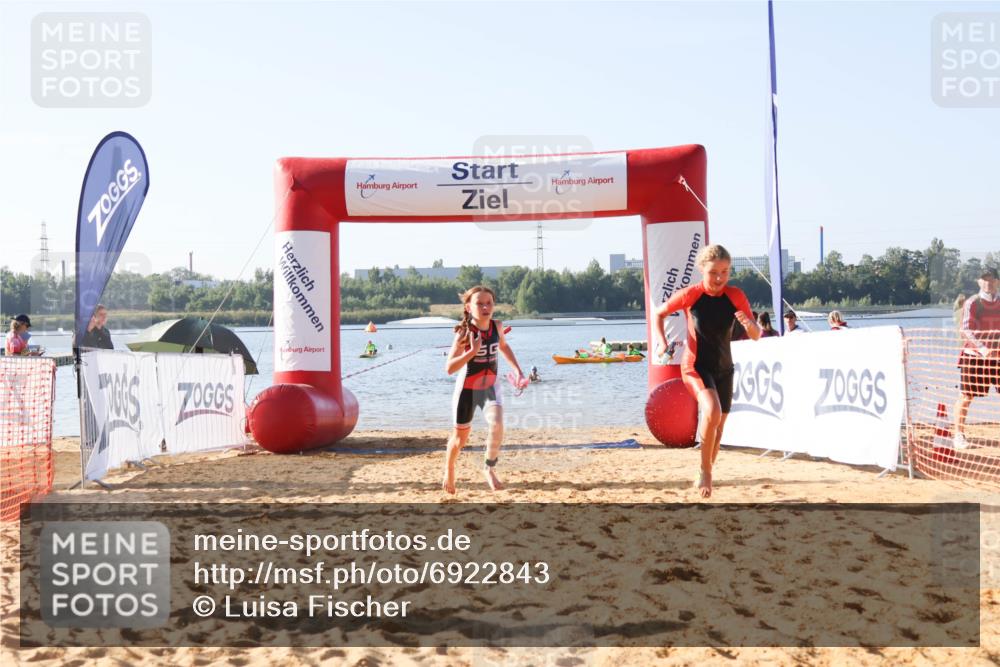 01.09.2024 - 17. Tribühne Triathlon Luisa Fischer http://msf.ph/oto/6922843 01.09.2024 09:32:31 Schwimmen 59, 74, 126 meine-sportfotos.de