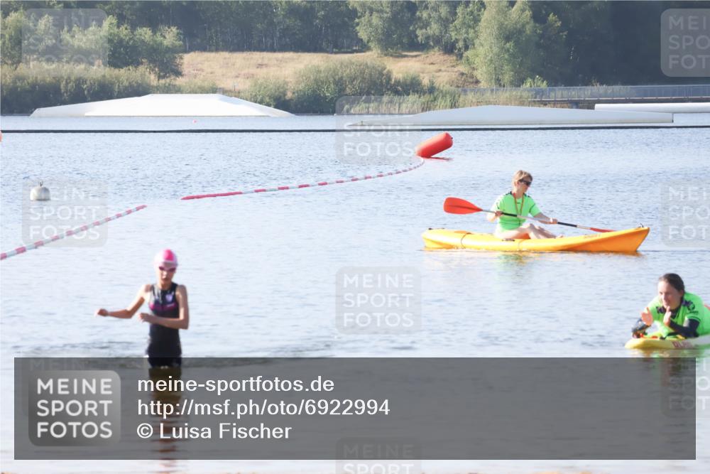 01.09.2024 - 17. Tribühne Triathlon Luisa Fischer http://msf.ph/oto/6922994 01.09.2024 09:33:52 Schwimmen  meine-sportfotos.de
