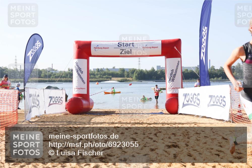 01.09.2024 - 17. Tribühne Triathlon Luisa Fischer http://msf.ph/oto/6923055 01.09.2024 09:34:05 Schwimmen 101 meine-sportfotos.de