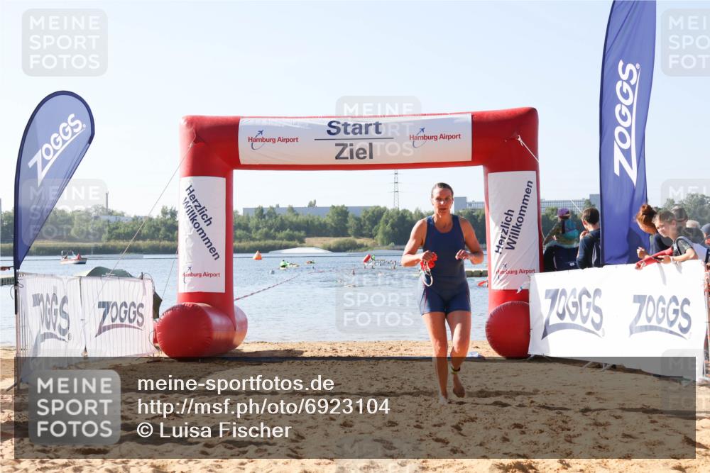 01.09.2024 - 17. Tribühne Triathlon Luisa Fischer http://msf.ph/oto/6923104 01.09.2024 10:03:24 Schwimmen 146 meine-sportfotos.de