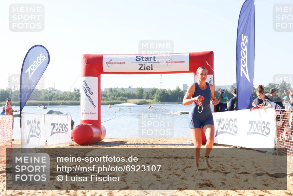 01.09.2024 - 17. Tribühne Triathlon Luisa Fischer http://msf.ph/oto/6923107 01.09.2024 10:03:25 Schwimmen 146 meine-sportfotos.de
