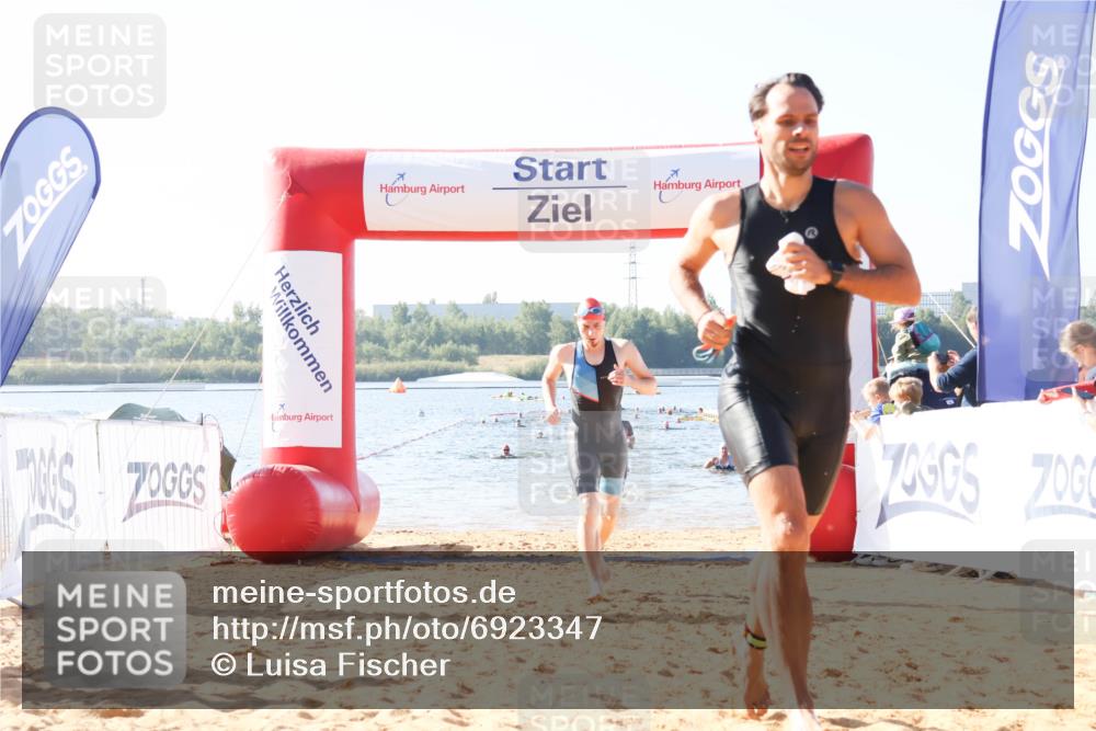 01.09.2024 - 17. Tribühne Triathlon Luisa Fischer http://msf.ph/oto/6923347 01.09.2024 10:04:52 Schwimmen 140, 143, 1062 meine-sportfotos.de