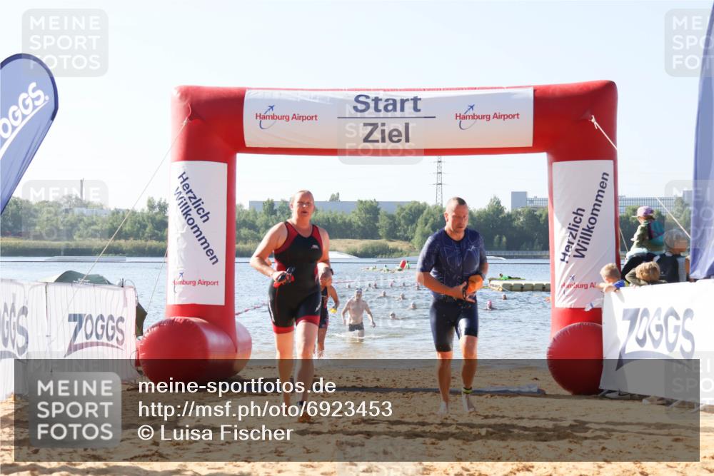01.09.2024 - 17. Tribühne Triathlon Luisa Fischer http://msf.ph/oto/6923453 01.09.2024 10:05:16 Schwimmen 150, 1065, 1074, 1077 meine-sportfotos.de