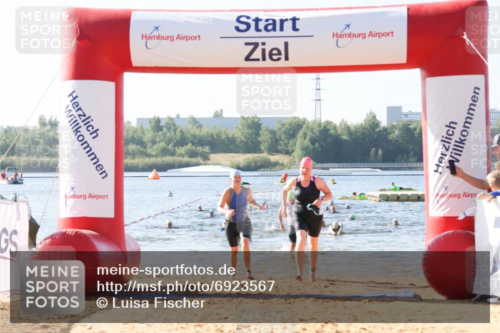 01.09.2024 - 17. Tribühne Triathlon Luisa Fischer http://msf.ph/oto/6923567 01.09.2024 10:05:46 Schwimmen 160, 167, 1068 meine-sportfotos.de
