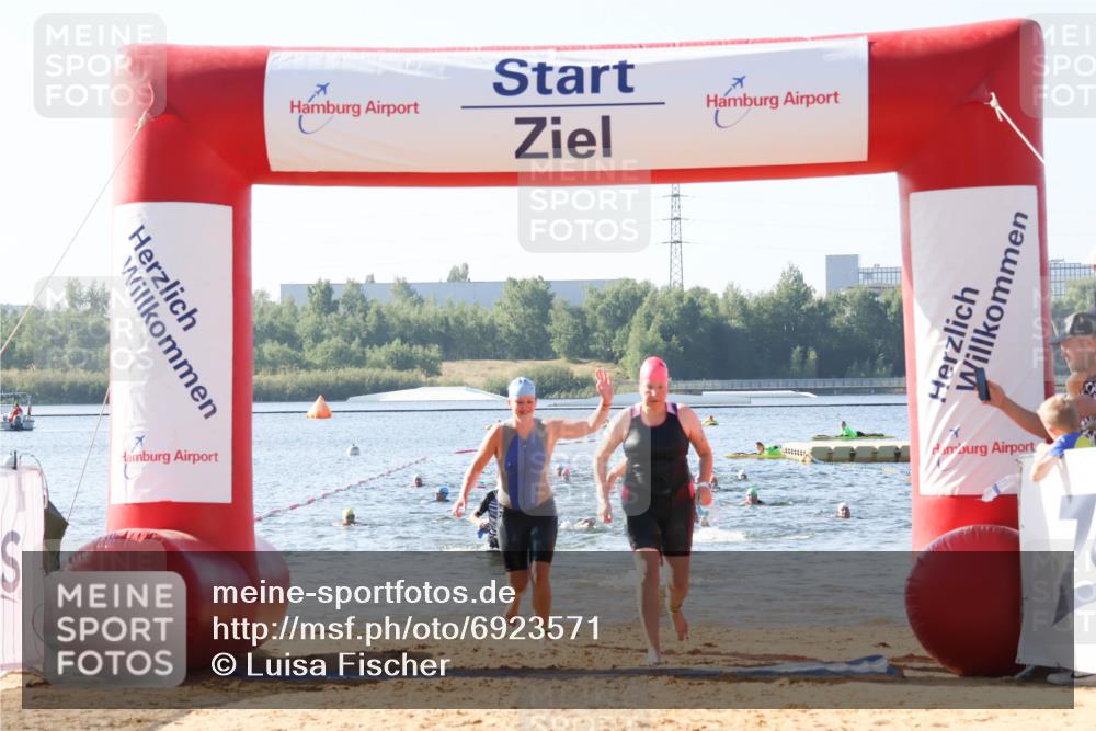 01.09.2024 - 17. Tribühne Triathlon Luisa Fischer http://msf.ph/oto/6923571 01.09.2024 10:05:46 Schwimmen 160, 167, 1068 meine-sportfotos.de