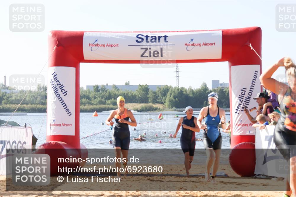 01.09.2024 - 17. Tribühne Triathlon Luisa Fischer http://msf.ph/oto/6923680 01.09.2024 10:06:09 Schwimmen 137, 145, 149, 157, 168, 1067, 1072 meine-sportfotos.de
