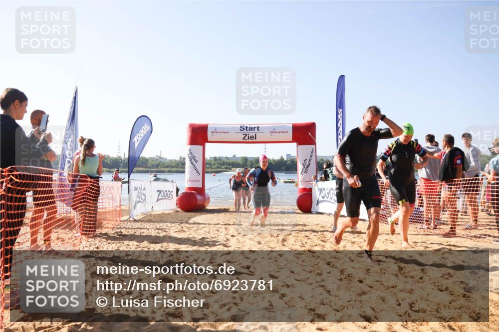 01.09.2024 - 17. Tribühne Triathlon Luisa Fischer http://msf.ph/oto/6923781 01.09.2024 10:06:38 Schwimmen 139, 151, 162, 165, 166, 169, 1064, 1066, 1071 meine-sportfotos.de