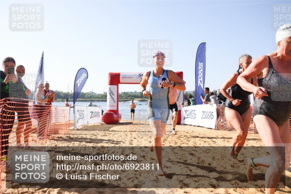 01.09.2024 - 17. Tribühne Triathlon Luisa Fischer http://msf.ph/oto/6923811 01.09.2024 10:06:43 Schwimmen 139, 151, 162, 163, 165, 166, 169, 1064, 1066, 1071 meine-sportfotos.de