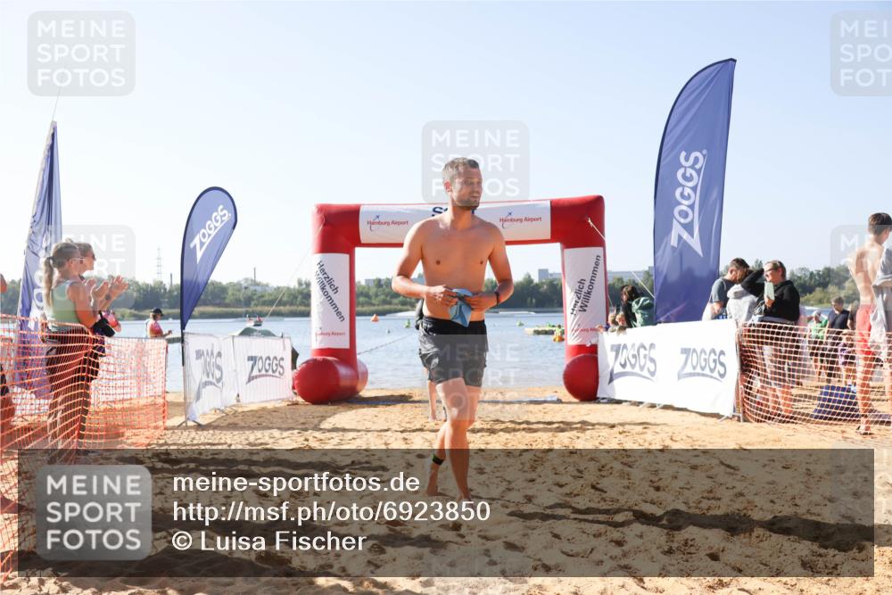 01.09.2024 - 17. Tribühne Triathlon Luisa Fischer http://msf.ph/oto/6923850 01.09.2024 10:06:52 Schwimmen 163, 169 meine-sportfotos.de