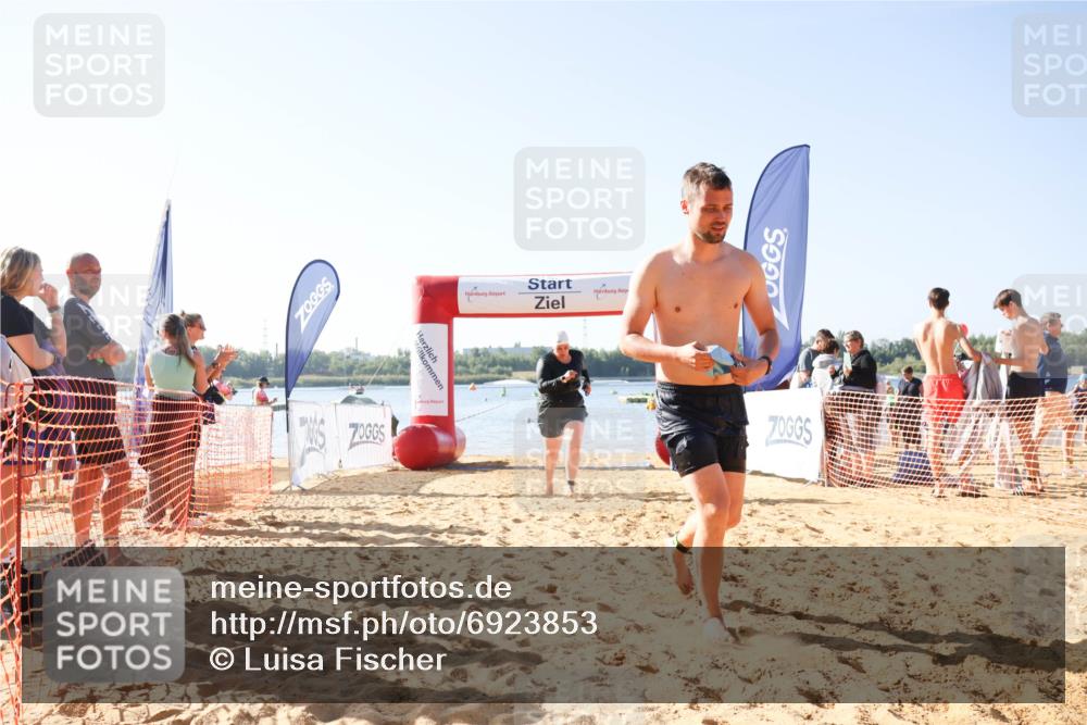 01.09.2024 - 17. Tribühne Triathlon Luisa Fischer http://msf.ph/oto/6923853 01.09.2024 10:06:53 Schwimmen 163, 169 meine-sportfotos.de