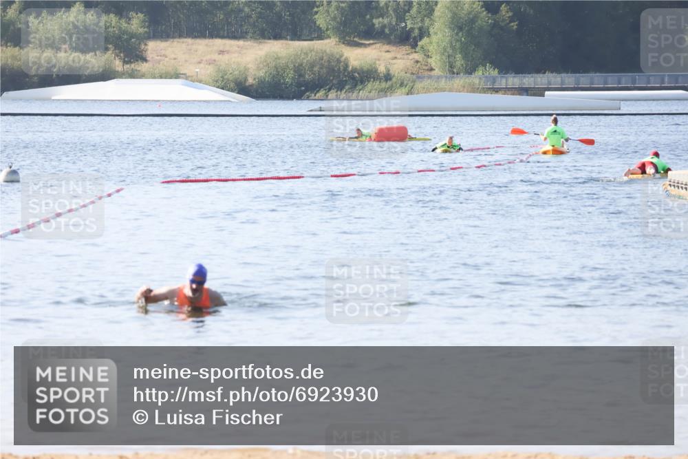 01.09.2024 - 17. Tribühne Triathlon Luisa Fischer http://msf.ph/oto/6923930 01.09.2024 10:10:07 Schwimmen  meine-sportfotos.de