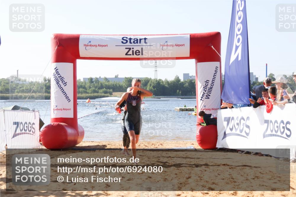 01.09.2024 - 17. Tribühne Triathlon Luisa Fischer http://msf.ph/oto/6924080 01.09.2024 10:21:55 Schwimmen 264, 268, 285 meine-sportfotos.de