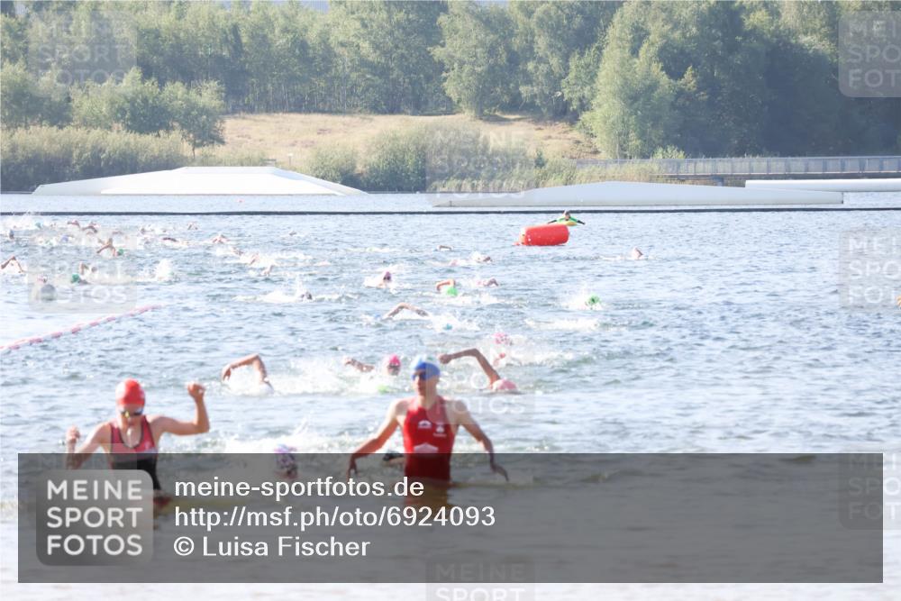 01.09.2024 - 17. Tribühne Triathlon Luisa Fischer http://msf.ph/oto/6924093 01.09.2024 10:22:02 Schwimmen 181, 255, 264, 266, 268 meine-sportfotos.de
