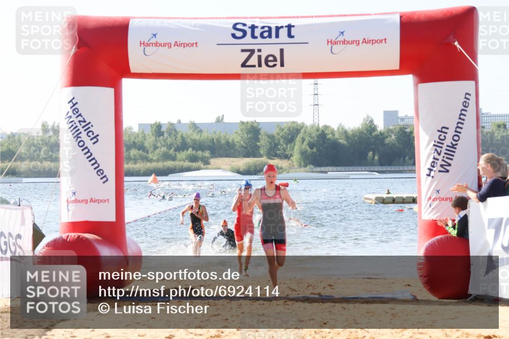 01.09.2024 - 17. Tribühne Triathlon Luisa Fischer http://msf.ph/oto/6924114 01.09.2024 10:22:08 Schwimmen 181, 254, 255, 265, 266 meine-sportfotos.de