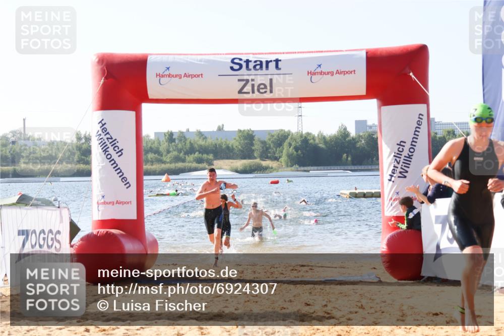 01.09.2024 - 17. Tribühne Triathlon Luisa Fischer http://msf.ph/oto/6924307 01.09.2024 10:22:58 Schwimmen 197, 275, 289, 302 meine-sportfotos.de