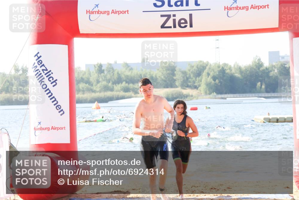 01.09.2024 - 17. Tribühne Triathlon Luisa Fischer http://msf.ph/oto/6924314 01.09.2024 10:23:00 Schwimmen 197, 275, 289, 302 meine-sportfotos.de