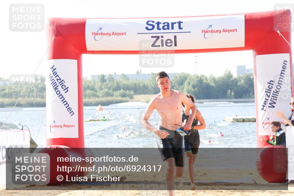 01.09.2024 - 17. Tribühne Triathlon Luisa Fischer http://msf.ph/oto/6924317 01.09.2024 10:23:01 Schwimmen 197, 275, 289, 297, 302 meine-sportfotos.de