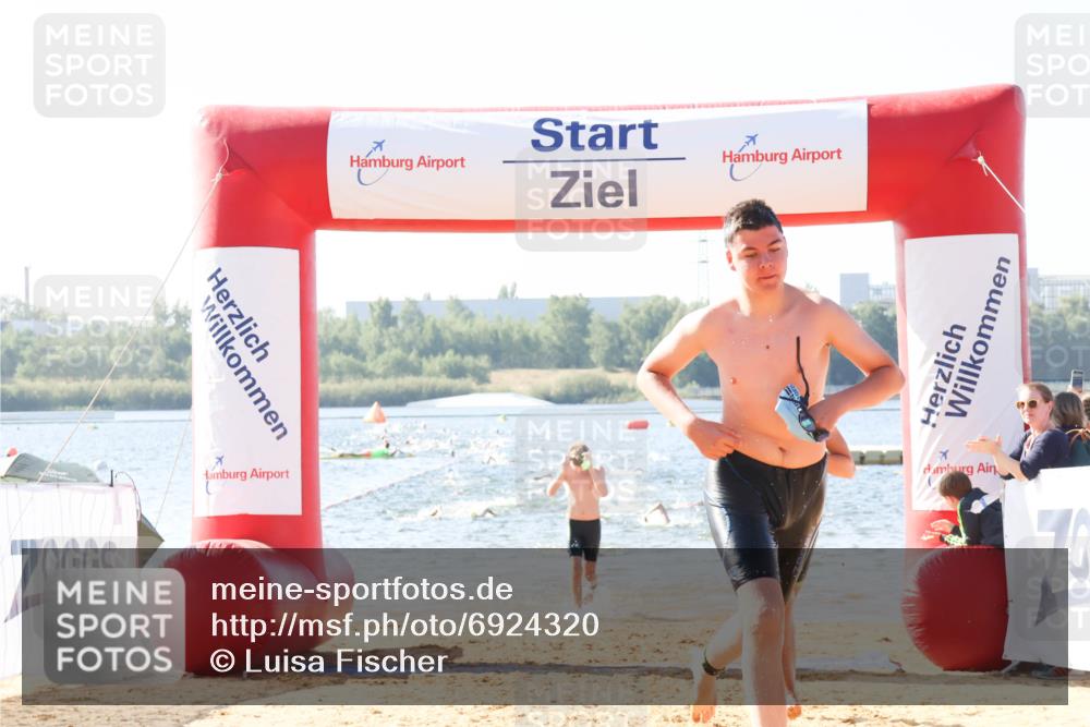 01.09.2024 - 17. Tribühne Triathlon Luisa Fischer http://msf.ph/oto/6924320 01.09.2024 10:23:02 Schwimmen 197, 275, 289, 297, 302 meine-sportfotos.de