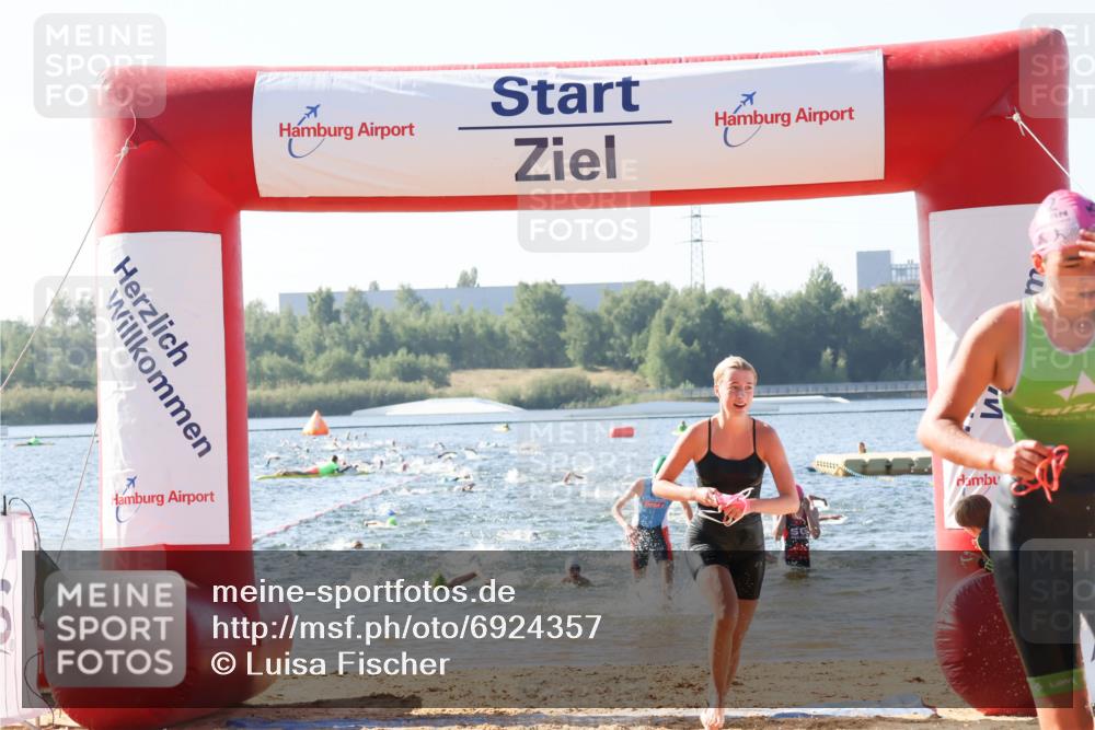 01.09.2024 - 17. Tribühne Triathlon Luisa Fischer http://msf.ph/oto/6924357 01.09.2024 10:23:12 Schwimmen 187, 197, 213, 218, 242, 267, 286, 288, 297 meine-sportfotos.de
