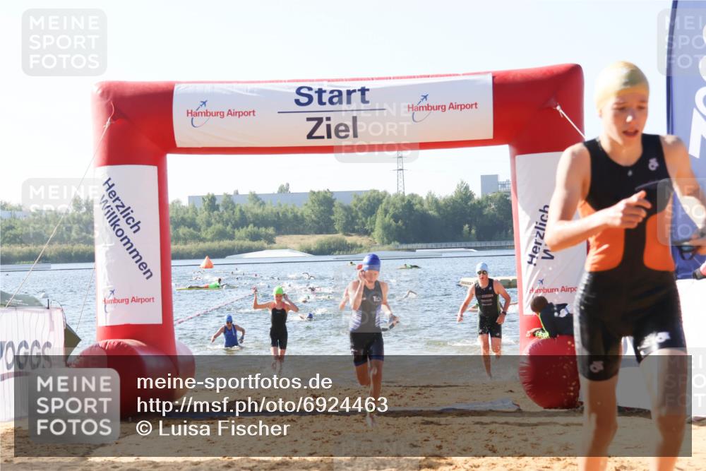 01.09.2024 - 17. Tribühne Triathlon Luisa Fischer http://msf.ph/oto/6924463 01.09.2024 10:23:36 Schwimmen 174, 186, 198, 207, 210, 211, 220, 247, 273, 274, 293 meine-sportfotos.de