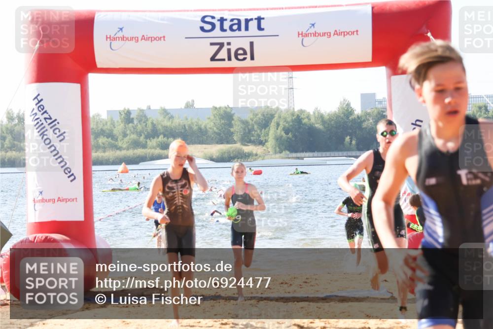 01.09.2024 - 17. Tribühne Triathlon Luisa Fischer http://msf.ph/oto/6924477 01.09.2024 10:23:39 Schwimmen 174, 186, 198, 207, 210, 211, 220, 247, 273, 274, 293 meine-sportfotos.de