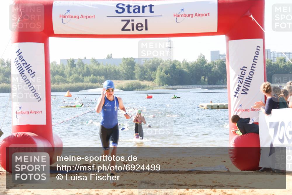 01.09.2024 - 17. Tribühne Triathlon Luisa Fischer http://msf.ph/oto/6924499 01.09.2024 10:23:44 Schwimmen 174, 198, 210, 211, 247, 248, 273, 293 meine-sportfotos.de