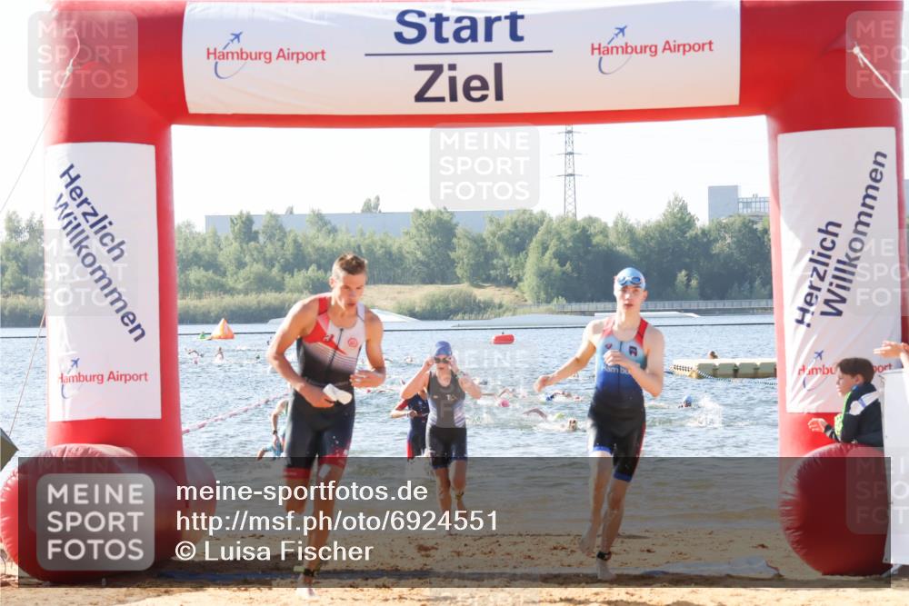 01.09.2024 - 17. Tribühne Triathlon Luisa Fischer http://msf.ph/oto/6924551 01.09.2024 10:23:57 Schwimmen 205, 221, 231, 232, 248, 272, 278 meine-sportfotos.de