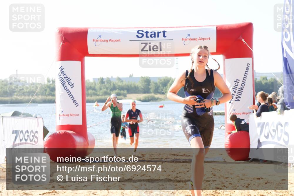 01.09.2024 - 17. Tribühne Triathlon Luisa Fischer http://msf.ph/oto/6924574 01.09.2024 10:24:01 Schwimmen 205, 221, 231, 232, 272, 278 meine-sportfotos.de