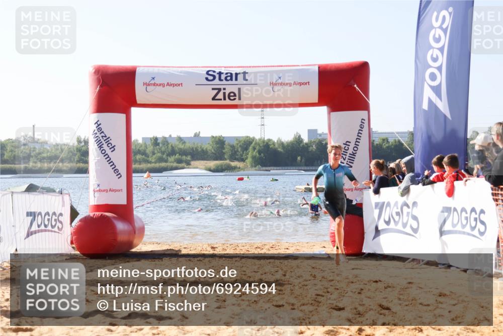 01.09.2024 - 17. Tribühne Triathlon Luisa Fischer http://msf.ph/oto/6924594 01.09.2024 10:24:06 Schwimmen 205, 221, 231, 232, 259, 272, 278, 304 meine-sportfotos.de