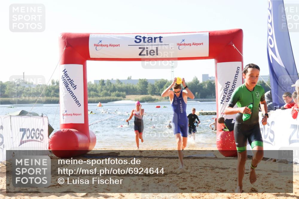 01.09.2024 - 17. Tribühne Triathlon Luisa Fischer http://msf.ph/oto/6924644 01.09.2024 10:24:20 Schwimmen 206, 222, 228, 259, 269, 279, 280, 291, 304 meine-sportfotos.de