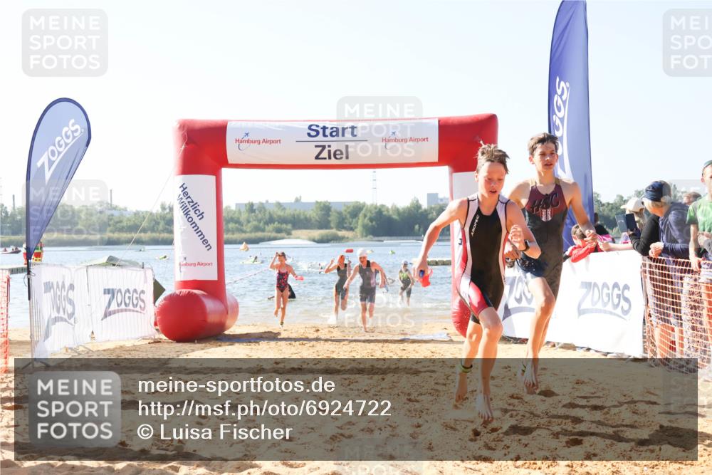 01.09.2024 - 17. Tribühne Triathlon Luisa Fischer http://msf.ph/oto/6924722 01.09.2024 10:24:37 Schwimmen 108, 171, 189, 196, 206, 209, 224, 229, 233, 243, 263, 291, 299 meine-sportfotos.de