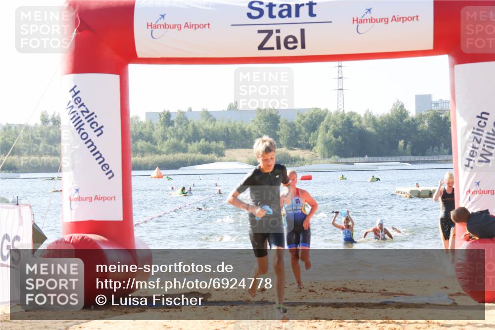 01.09.2024 - 17. Tribühne Triathlon Luisa Fischer http://msf.ph/oto/6924778 01.09.2024 10:24:46 Schwimmen 173, 188, 189, 196, 224, 233, 243, 263, 281 meine-sportfotos.de