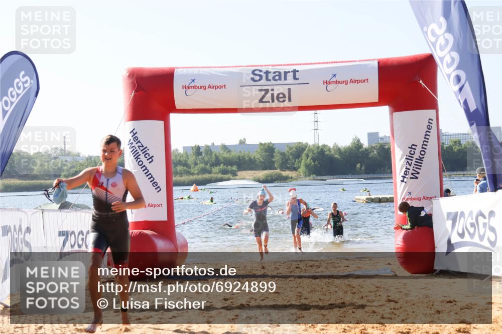 01.09.2024 - 17. Tribühne Triathlon Luisa Fischer http://msf.ph/oto/6924899 01.09.2024 10:25:12 Schwimmen 172, 178, 202, 227, 237, 298 meine-sportfotos.de