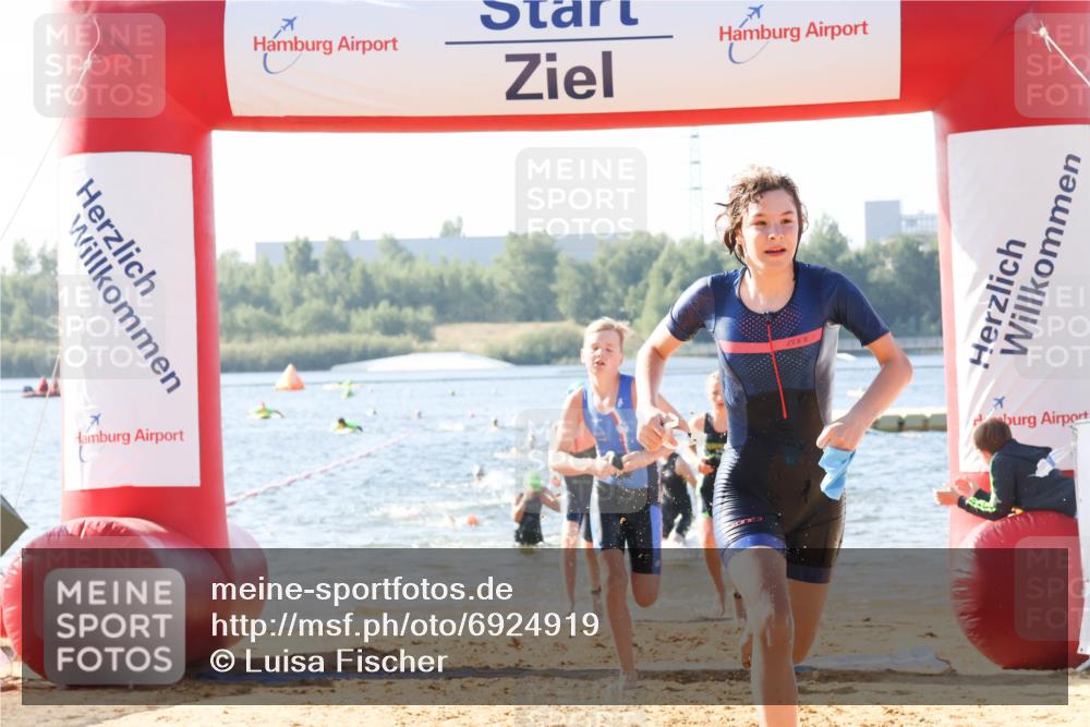 01.09.2024 - 17. Tribühne Triathlon Luisa Fischer http://msf.ph/oto/6924919 01.09.2024 10:25:16 Schwimmen 172, 178, 202, 227, 237, 239, 240, 283, 298 meine-sportfotos.de