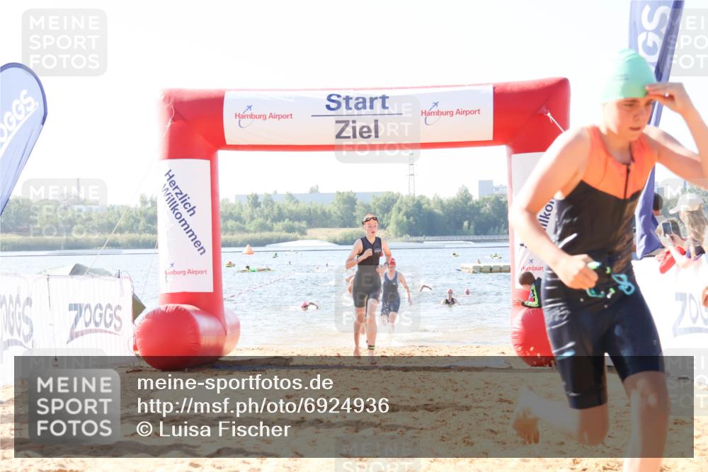 01.09.2024 - 17. Tribühne Triathlon Luisa Fischer http://msf.ph/oto/6924936 01.09.2024 10:25:21 Schwimmen 172, 178, 202, 236, 237, 239, 240, 283, 298 meine-sportfotos.de