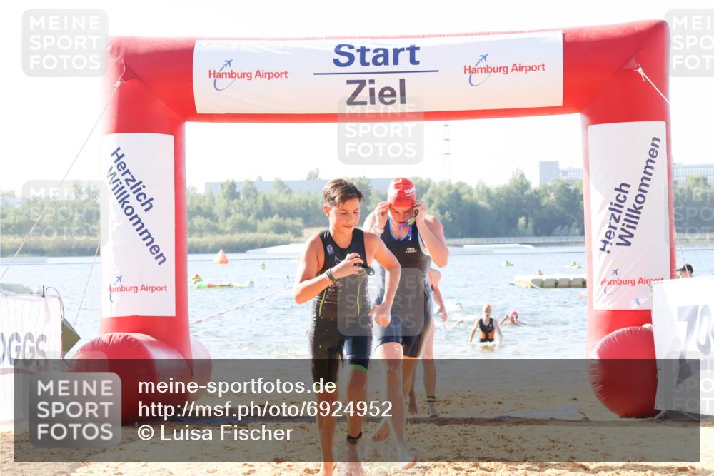 01.09.2024 - 17. Tribühne Triathlon Luisa Fischer http://msf.ph/oto/6924952 01.09.2024 10:25:25 Schwimmen 178, 195, 202, 226, 236, 237, 239, 240, 283, 298 meine-sportfotos.de