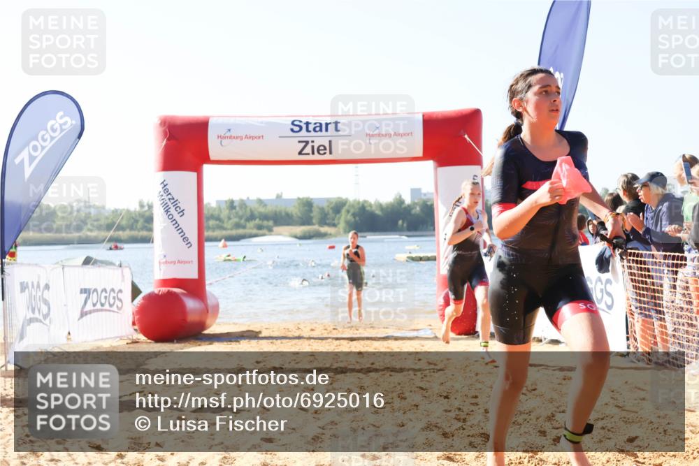01.09.2024 - 17. Tribühne Triathlon Luisa Fischer http://msf.ph/oto/6925016 01.09.2024 10:25:43 Schwimmen 193, 212, 214, 223, 241, 307 meine-sportfotos.de