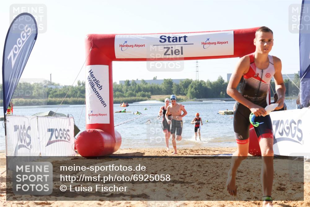 01.09.2024 - 17. Tribühne Triathlon Luisa Fischer http://msf.ph/oto/6925058 01.09.2024 10:26:03 Schwimmen 190, 192, 238, 262, 305 meine-sportfotos.de