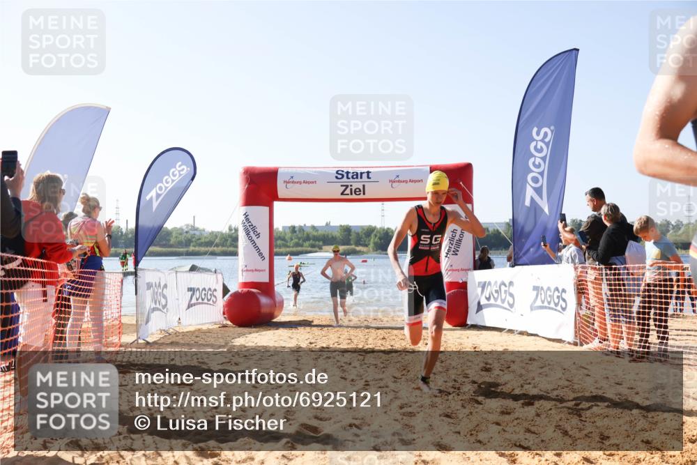 01.09.2024 - 17. Tribühne Triathlon Luisa Fischer http://msf.ph/oto/6925121 01.09.2024 10:26:30 Schwimmen 180, 235, 245, 282, 284 meine-sportfotos.de