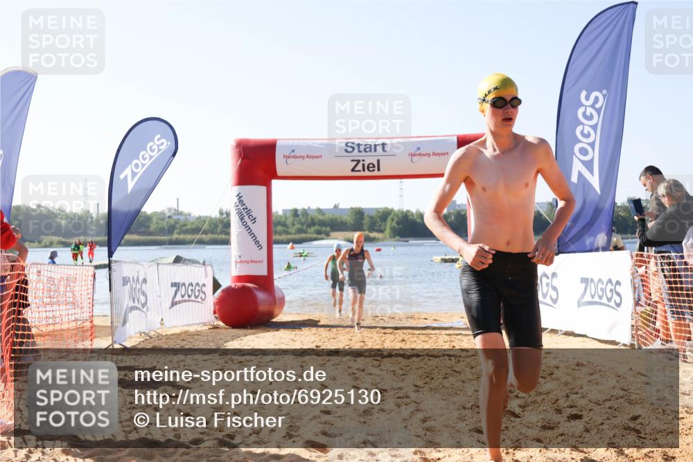 01.09.2024 - 17. Tribühne Triathlon Luisa Fischer http://msf.ph/oto/6925130 01.09.2024 10:26:33 Schwimmen 180, 235, 245, 282, 284 meine-sportfotos.de