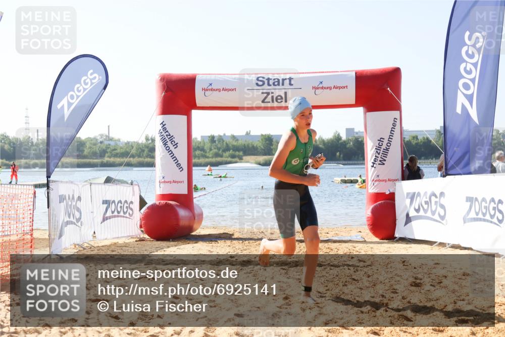 01.09.2024 - 17. Tribühne Triathlon Luisa Fischer http://msf.ph/oto/6925141 01.09.2024 10:26:37 Schwimmen 180, 201, 235, 245, 284 meine-sportfotos.de