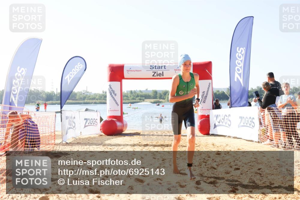 01.09.2024 - 17. Tribühne Triathlon Luisa Fischer http://msf.ph/oto/6925143 01.09.2024 10:26:38 Schwimmen 180, 201, 235, 245 meine-sportfotos.de
