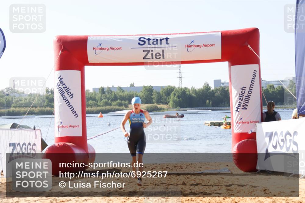 01.09.2024 - 17. Tribühne Triathlon Luisa Fischer http://msf.ph/oto/6925267 01.09.2024 10:28:38 Schwimmen 184 meine-sportfotos.de